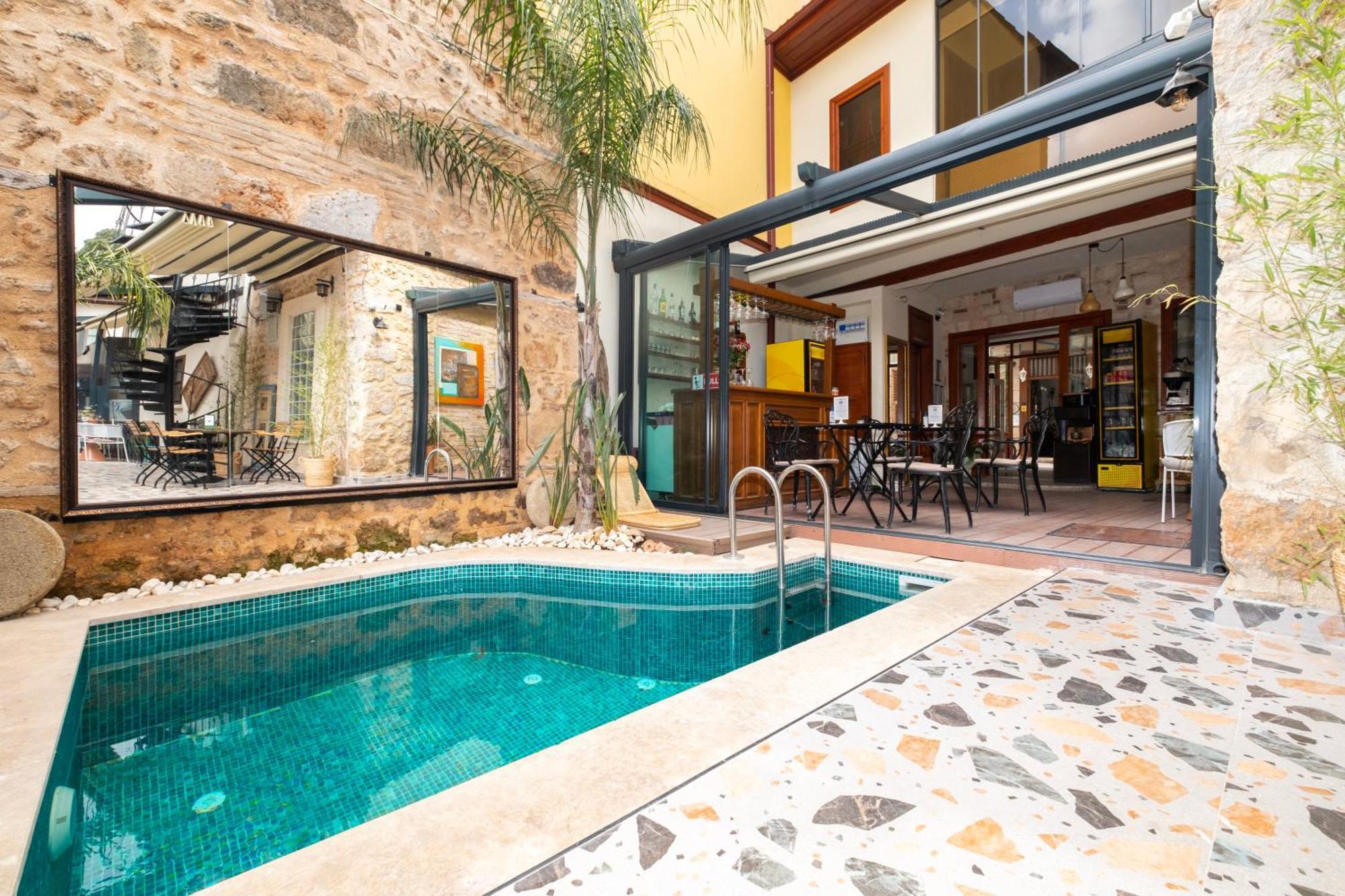 Otel Saye ' Kaleiçi&oldtown'
